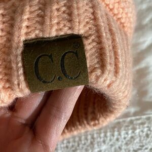 Women’s Soft Peach Knit Hat